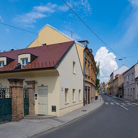 Paon Boutique Apartments Zagreb Exteriör bild