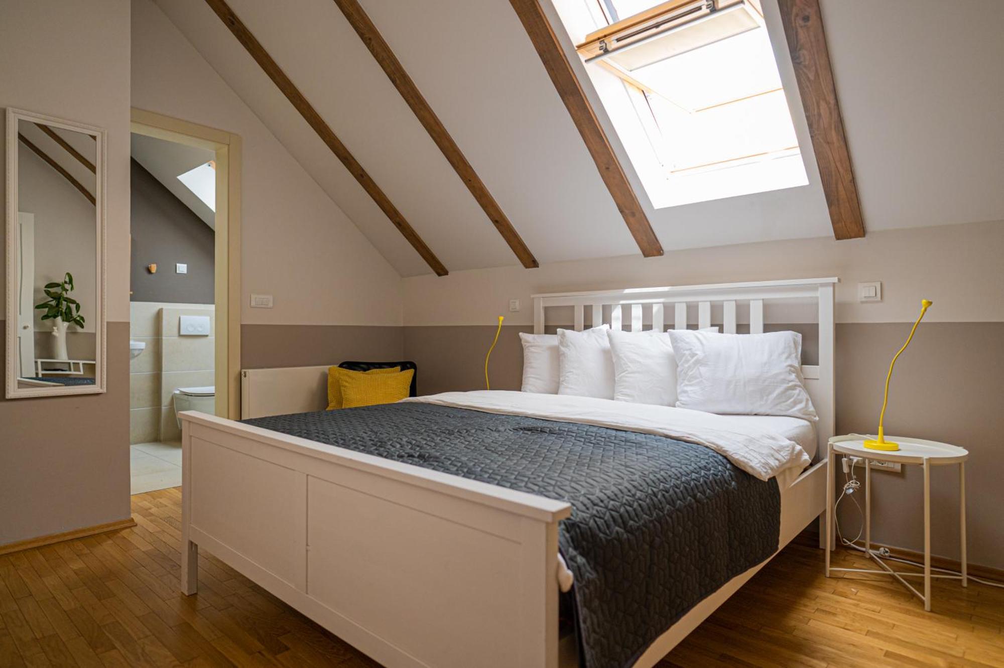 Paon Boutique Apartments Zagreb Rum bild