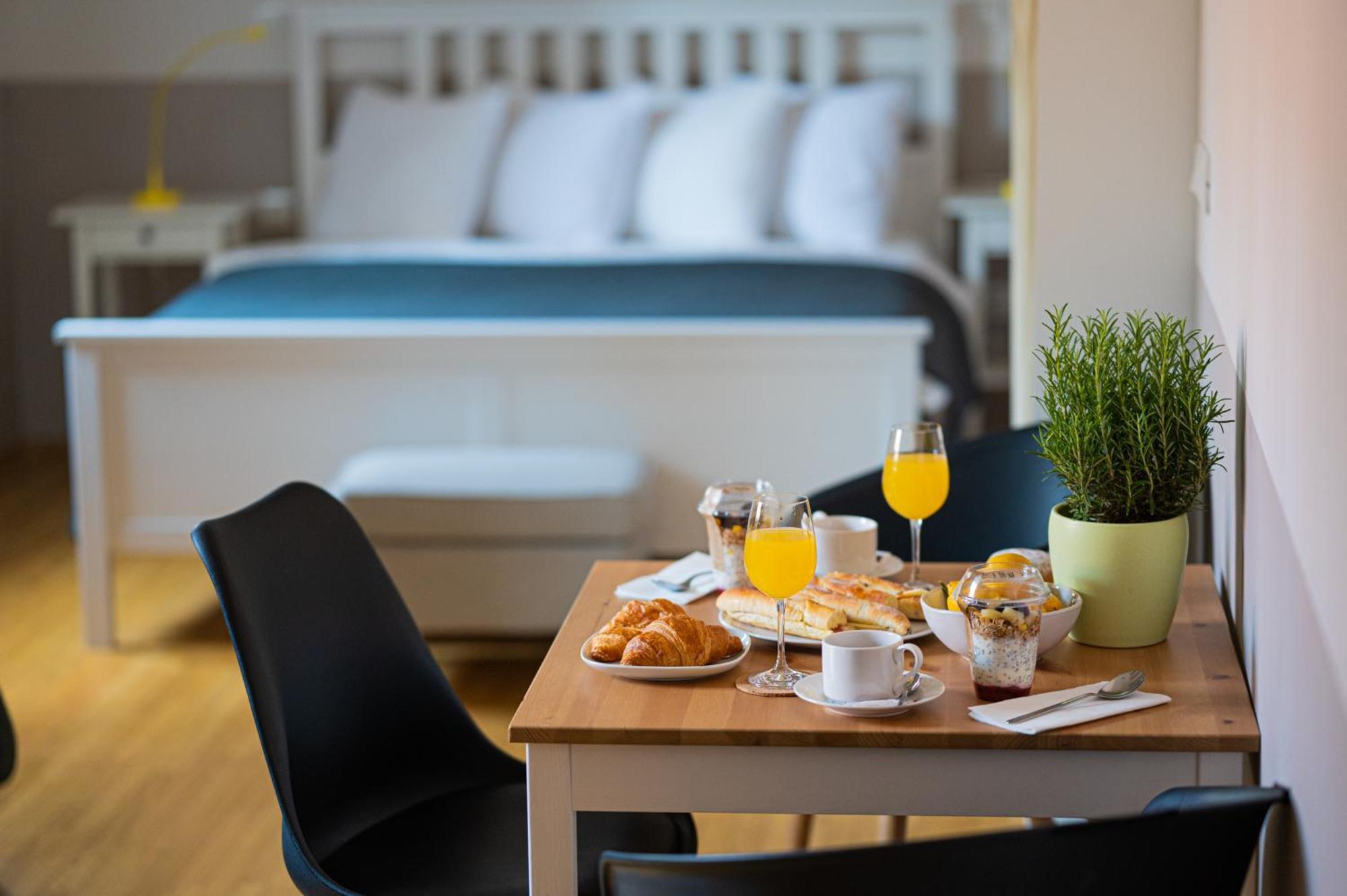 Paon Boutique Apartments Zagreb Rum bild